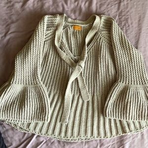 *Brand New Without Tags* M POL Sage Sweater